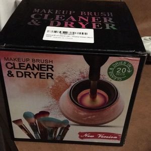 Makeup brush cleaner and dryer